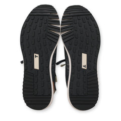 True Men's Lace-Up Sneaker