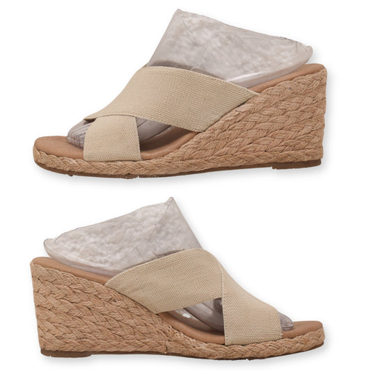 Tommy Bahama Women Wedge Sandal