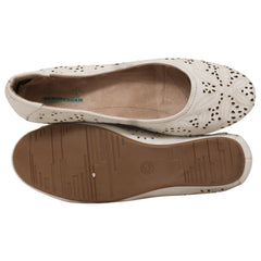 Baretraps Memory Foam Pumps