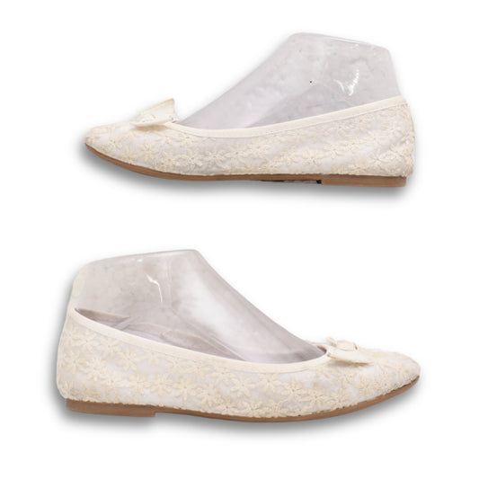 SO Flower Ambroidry Comfortable Pumps
