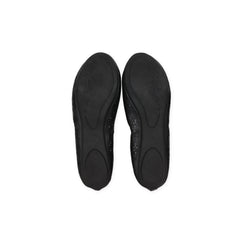 "WANTED" Comfortable Pumps