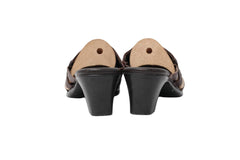 "Munro American" Sandals
